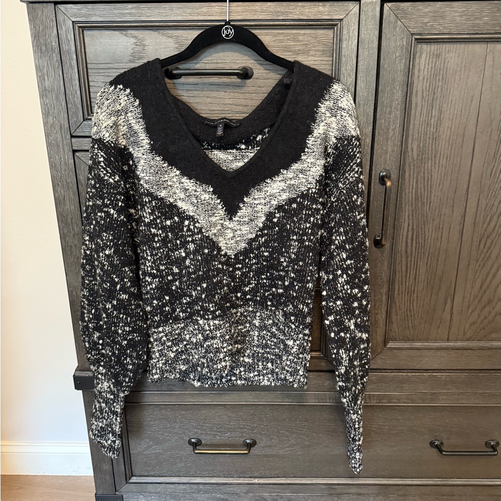 White House Black Market Black and White Sweater